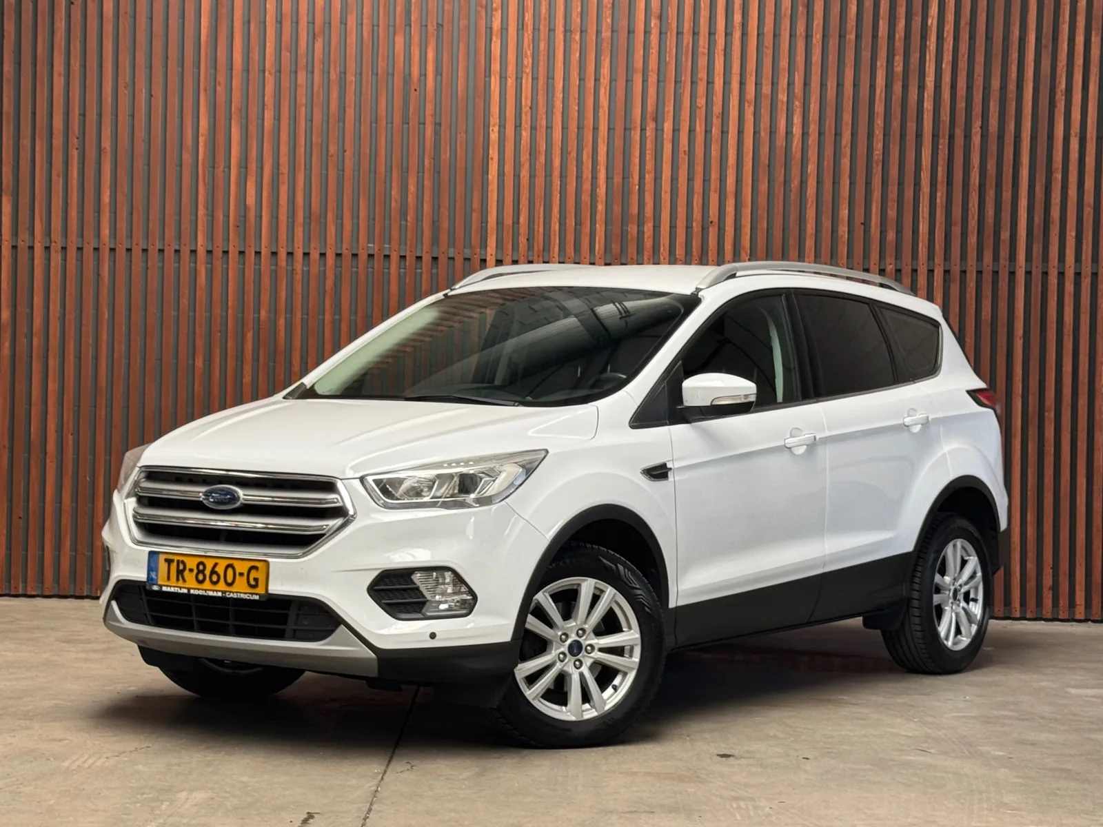 Ford Kuga (2018) — foto 1