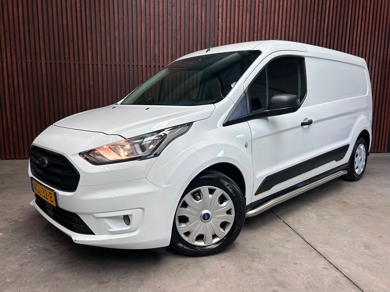 Ford Transit Connect (2020) — foto 1