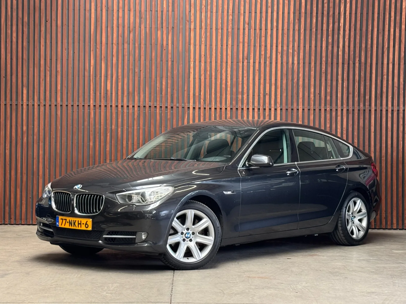 BMW 5-Serie (2010) — foto 1
