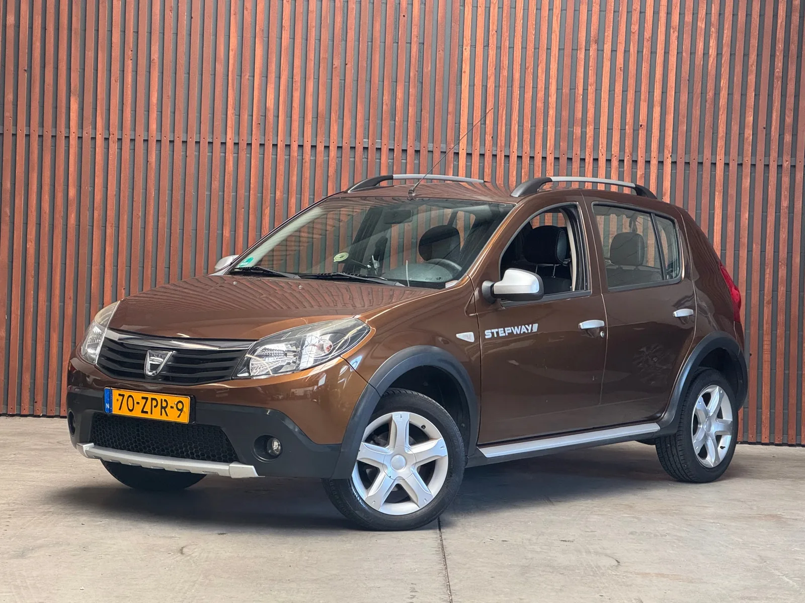 Dacia Sandero (2013) — foto 1