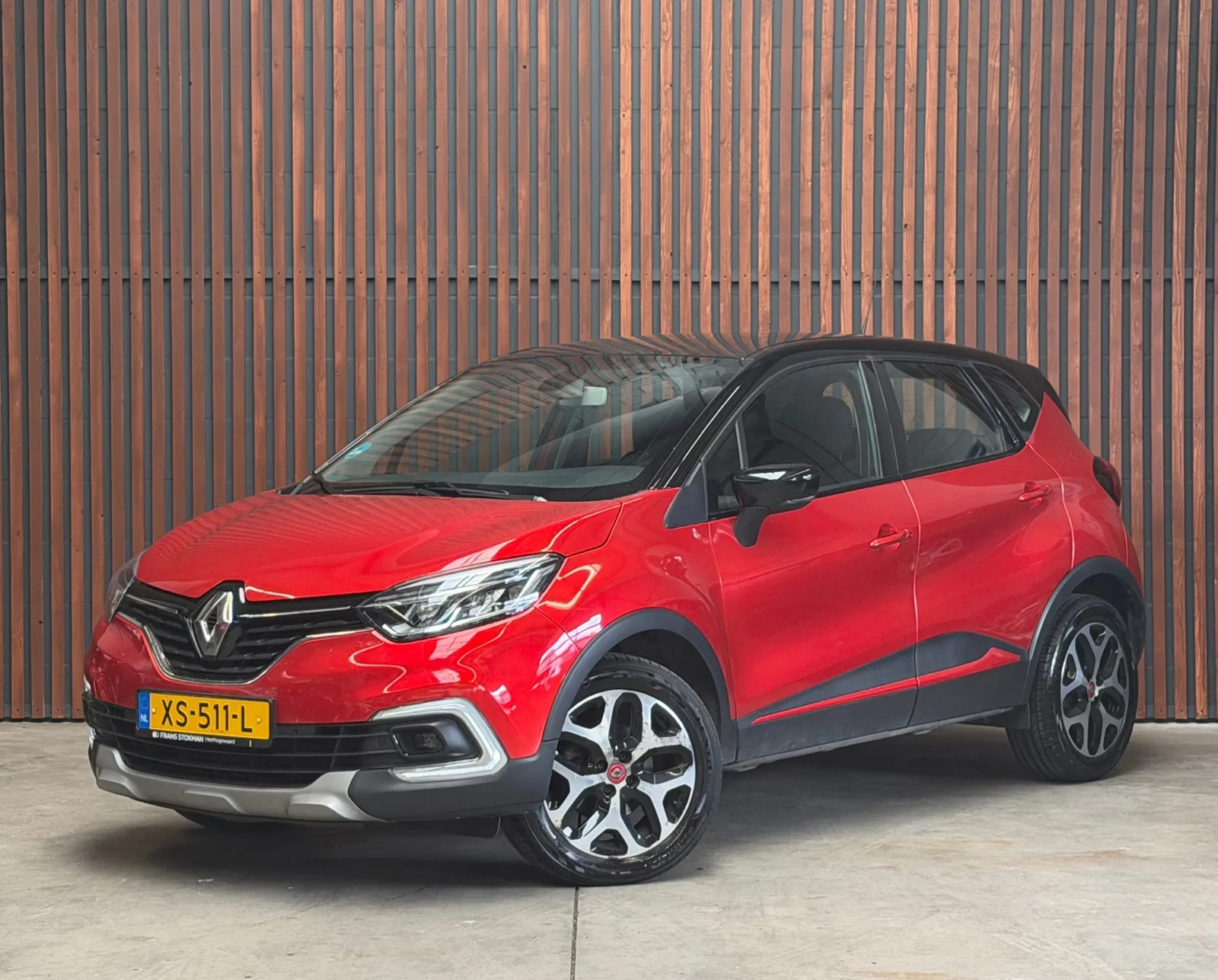 Renault Captur (2018) — foto 1