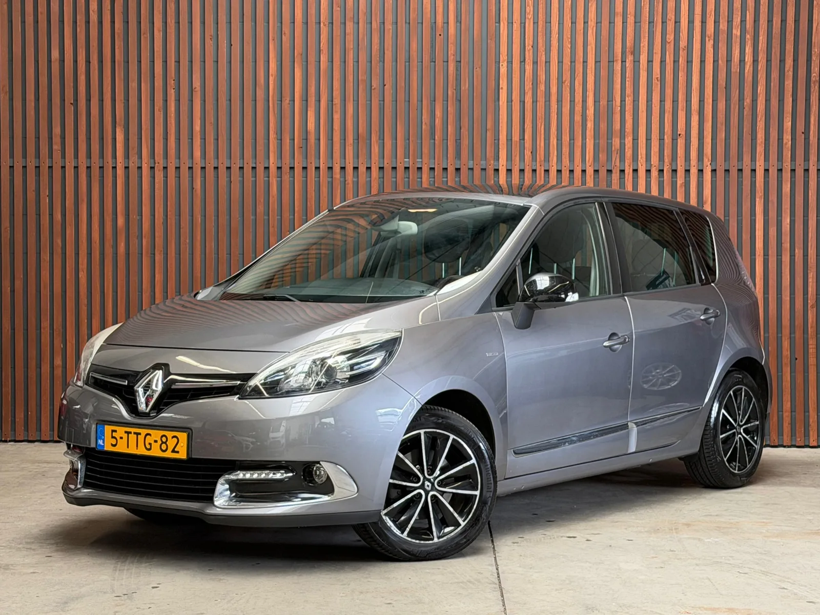 Renault Scénic (2014) — foto 1