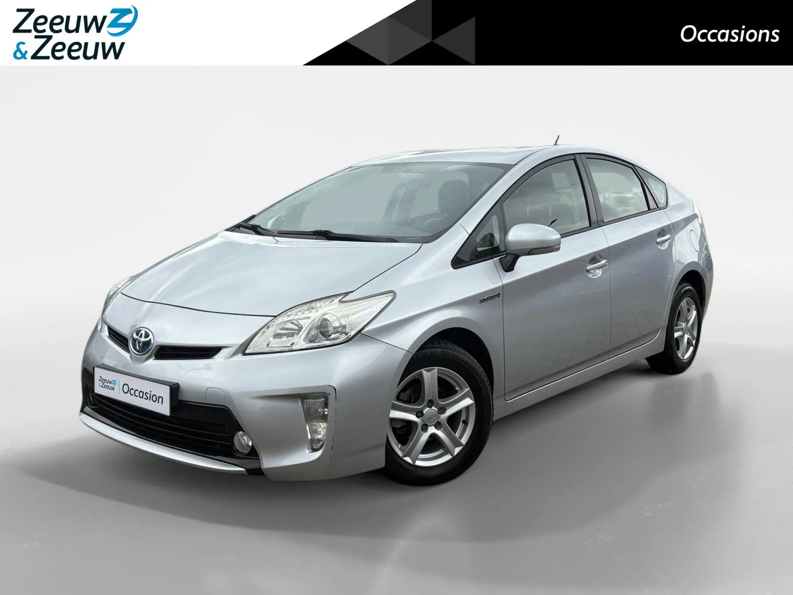 Toyota Prius (2015) — foto 1