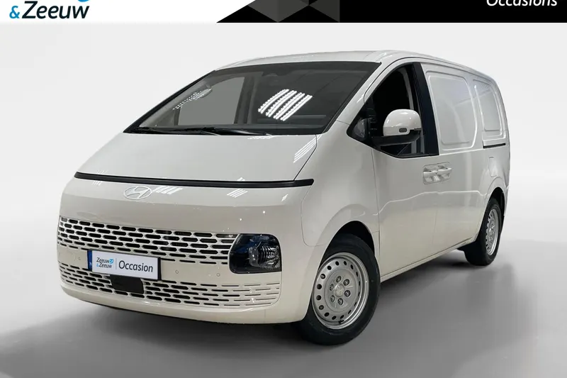 Hyundai Staria (2024)