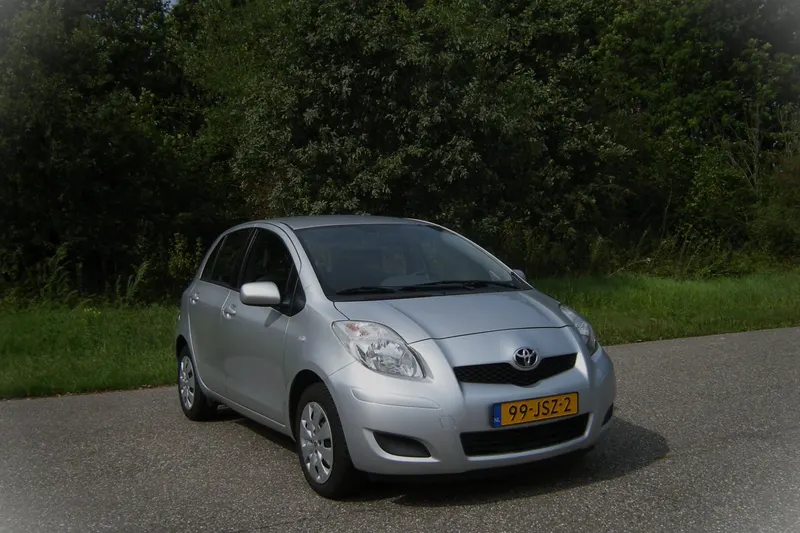 Toyota Yaris (2009)